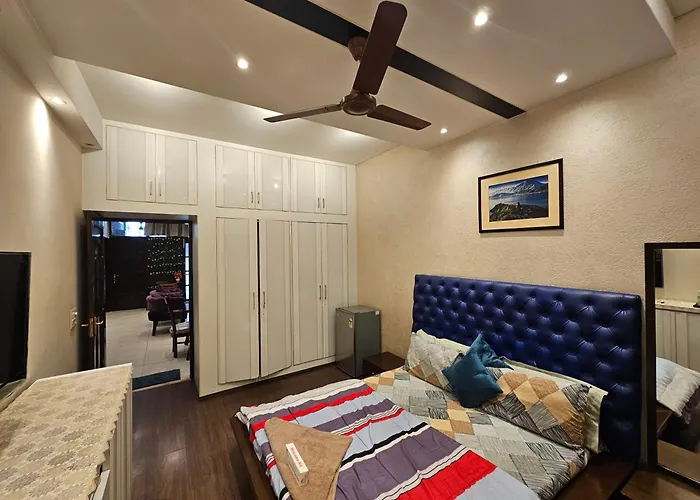 Deer Park Luxury Homestay New Delhi